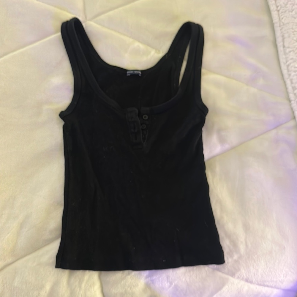 Brand meliville black tank with buttons, slightly cropped